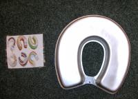 horseshoe cake pan